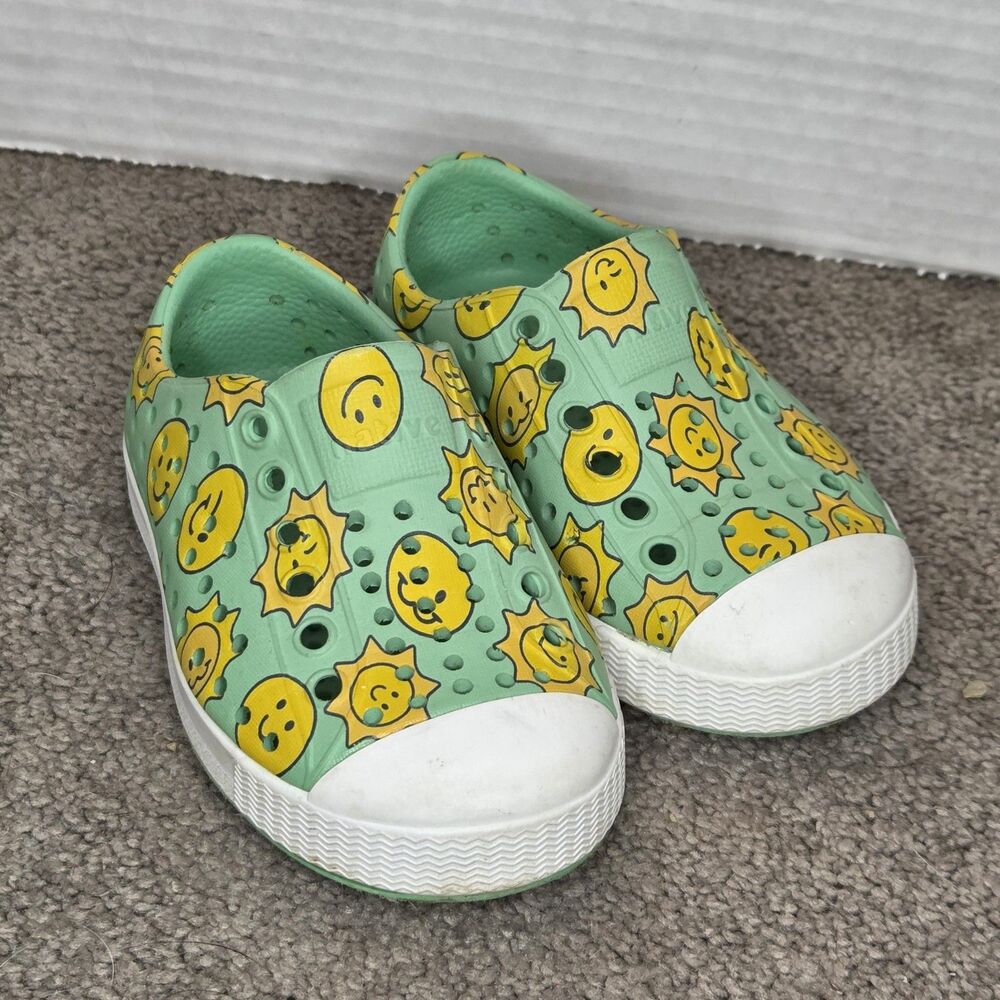 Native Jefferson Sugarlite Print Kids Shoes C5 Green Sun Smiley Slip On Sneaker